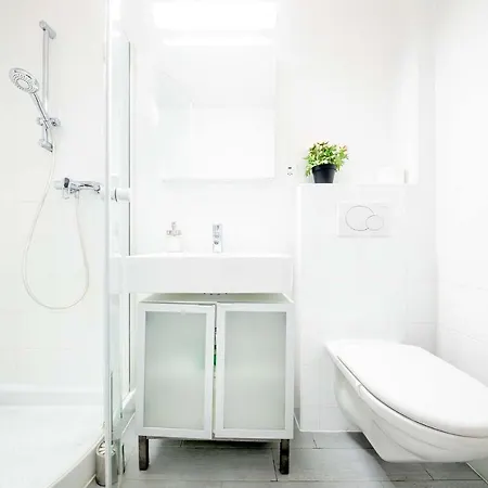 Gf Rooms With Stunning Lake View & Garden Access Konukevi *